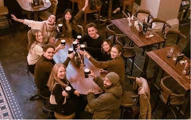 London pub tour experience - pint of ale in historic pub
